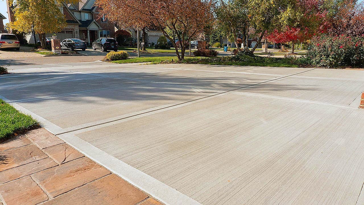 Residential Driveway - Arlington Heights concrete project in Arlington Heights, TX